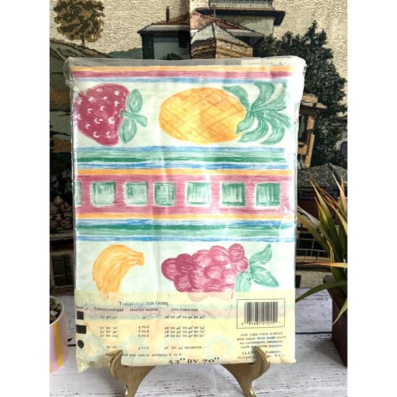 Sultans Linens Vinyl Flannel Back Rectangle Tablecloth 52" X 70" - Picture 4 of 10
